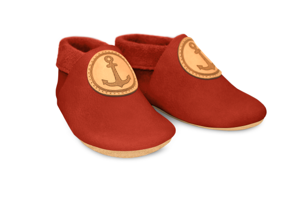 Krabbelschuhe Anker in Rosty, Paar schräg von vorn