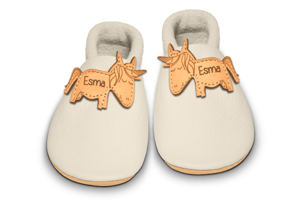 Krabbelschuhe Einhorn mit Namen in Tara, Paar von oben