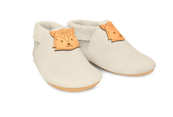 Krabbelschuhe Fuchs in Tara, Paar schräg von vorn