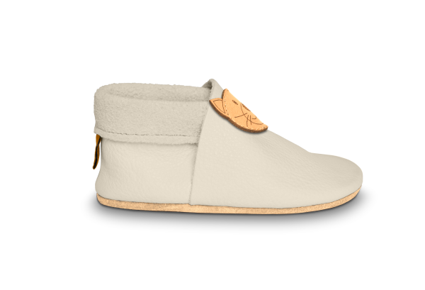 Krabbelschuhe Katze in Tara, Seitenansicht