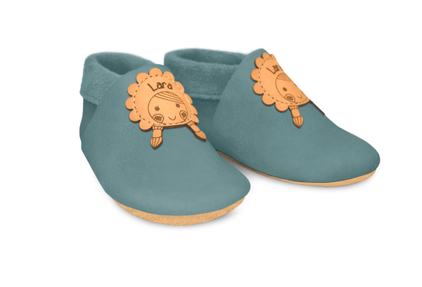 Krabbelschuhe Mädchen mit Namen in Palma, Paar schräg von vorn