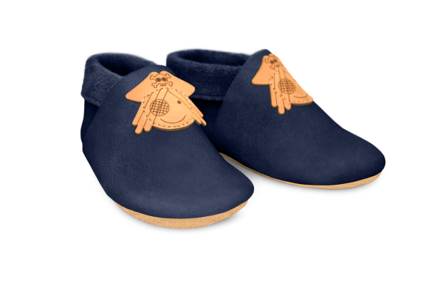 Krabbelschuhe Pirat in Ocean, Paar schräg von vorn