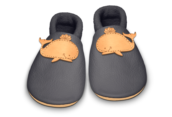 Krabbelschuhe Wal in Mausgrau, Paar von oben
